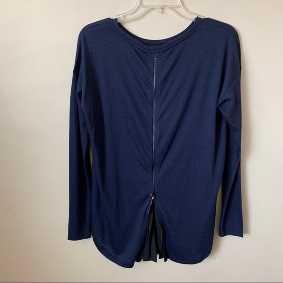 Ann Taylor NWT Navy Blue Long Sleeve Zipper Back Top size S - Picture 3 of 5